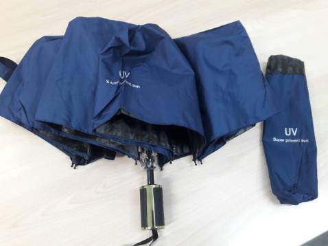 Sản phẩm giao cho KH không đúng chất lượng, kiểu dáng và màu sắc như thông tin hình ảnh đã quảng cáo.