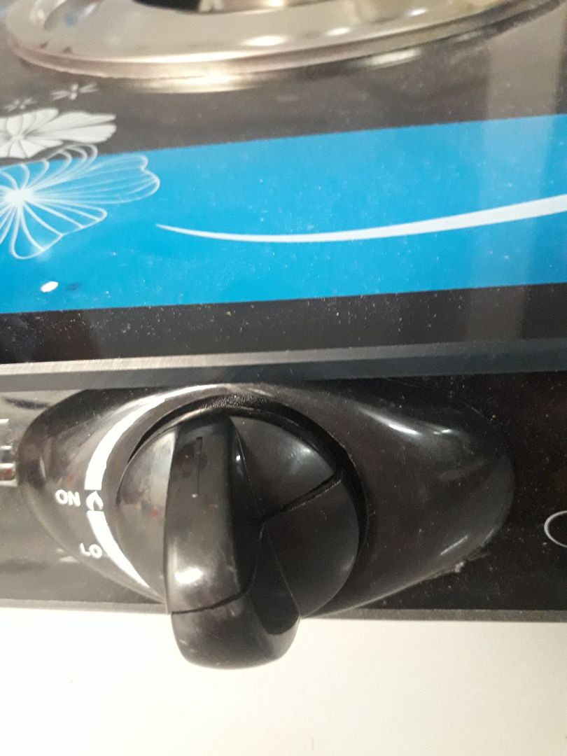 mua rat nhiu sp từ tiki nhưng lần này wa thất vọng ,núm vặn bị bể ,nhôm tren bep thì mốp meo ,bi trài xướt ,