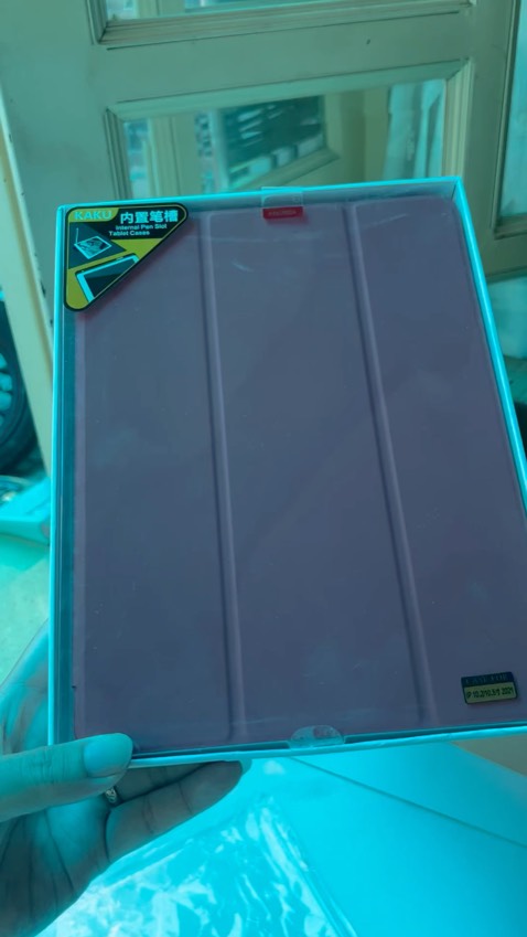 Shop *** đảo, đặt bao da Mutural mà giao hàng giá rẻ Kaku
Mọi người né shop này ra luôn nhé
Đang đợi Tiki hỗ trợ trả tiền lại