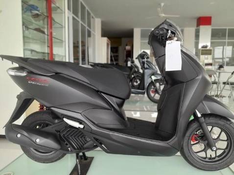 Xe sạch đẹp , nhân viên nhiệt tình Xe sạch đẹp , nhân viên nhiệt tình