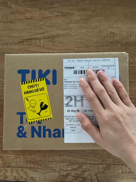 Hàng giao hoả tốc trong 2 tiếng. Sp còn nguyên seal. Ok nhé