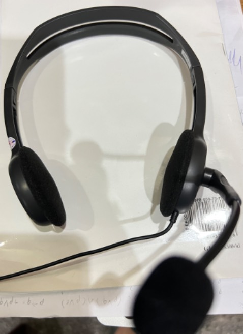 Tai nghe rõ, rất tốt, giao hàng nhanh, đóng gói kỹ. Tai nghe rõ, rất tốt, giao hàng nhanh, đóng gói kỹ.