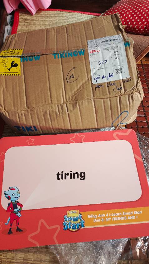 Giao hàng nhanh, đúng mẫu, đẹp. Nhưng chưa gởi hóa đơn VAT