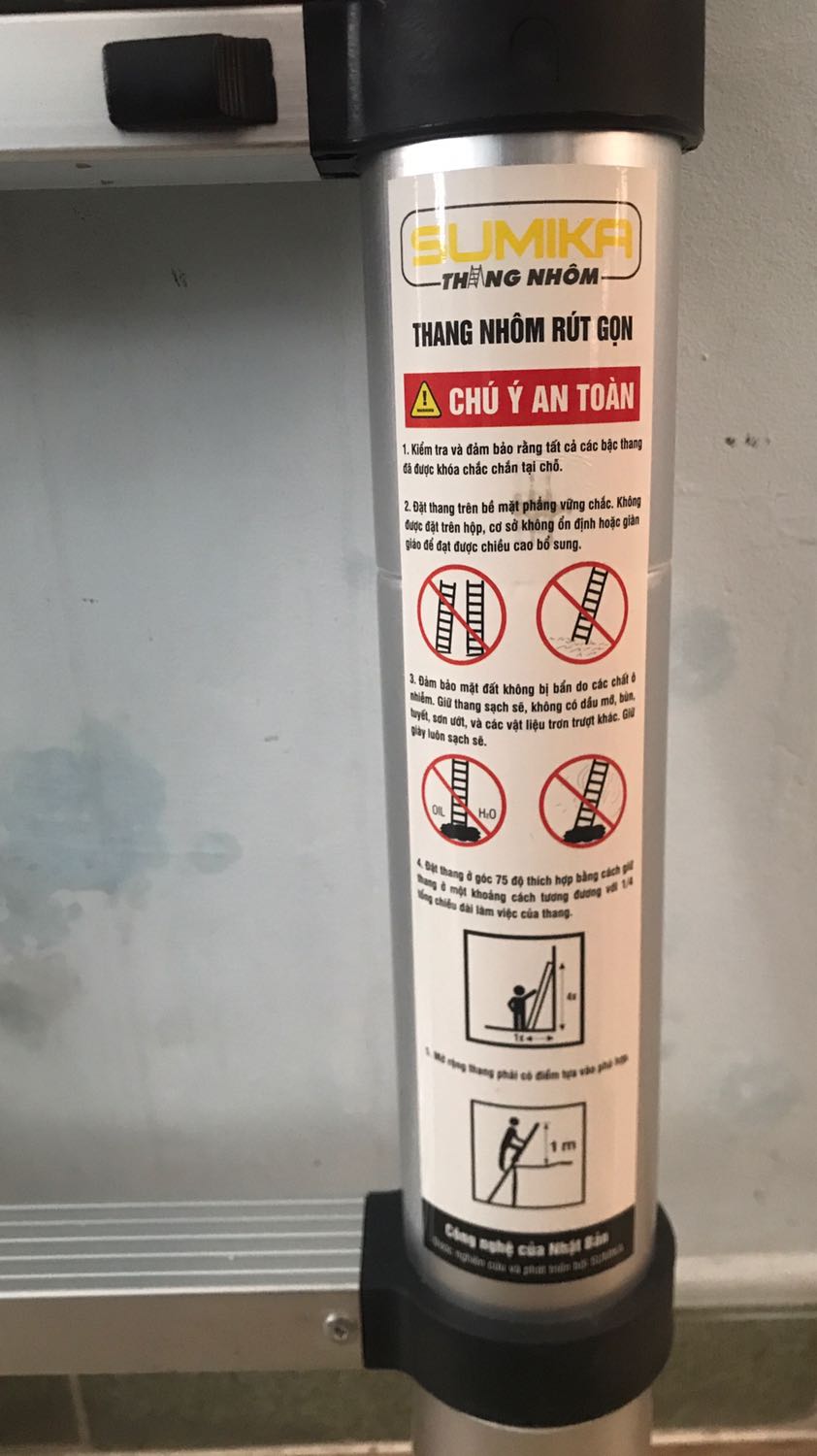 Chất lượng tốt như mong đợi. Chèo lên chèo cuống bét nhè nhưng chưa thấy thang có vấn đề gì cả. Lần đầu leo lên thì cảm giác hơi xoắn một tí, nhưng lên xuống vai lần quen rồi thì lên xuống như bay. Ổn định .