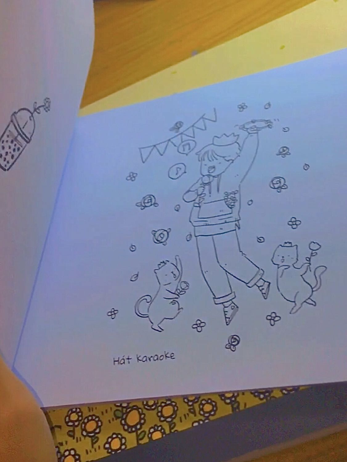 Một quyển sách tô màu cực dễ thương và hay ho cứu rỗi mùa hè nhàm chán của mình
Recommend mng quyển “mình chỉ là người bình thường muốn trao đi rất nhiều yêu thương” của cùng tgiả nha , có nhiều câu chuyện ý nghĩa lắm á ^^