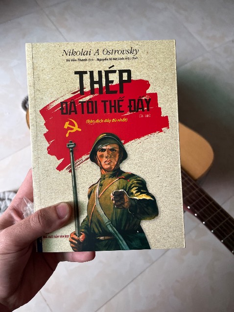 Sách đẹp , giao hàng nhanh, anh ship rất thân thiện, giá lại hợp lý nữa