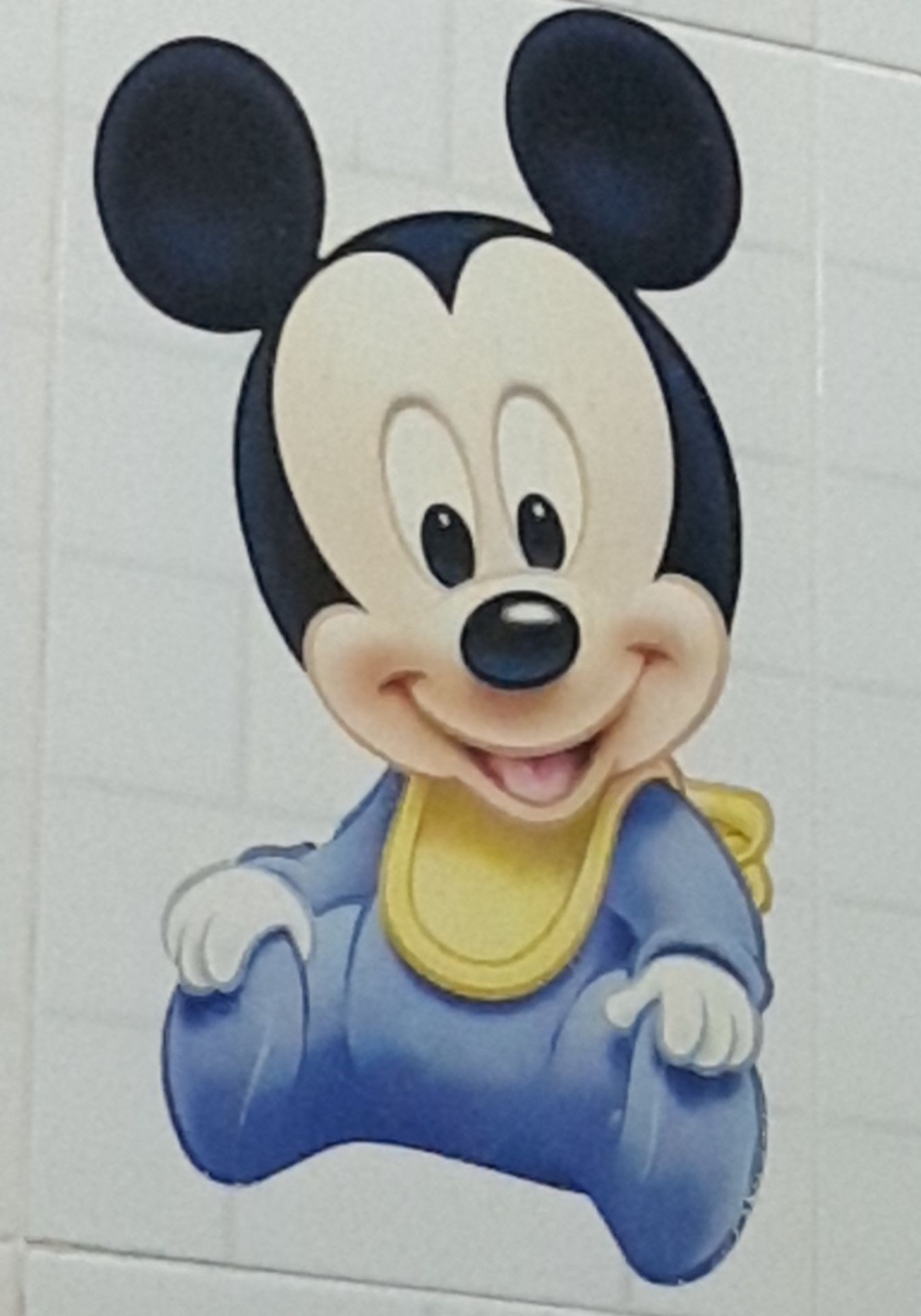 mình xài nhựa cứng ko hà. nhưng nay qua túi Nhựa dẻo thấy cũng OK lắm luôn. chắc chắn với 3 khóa zip. điểm cộng là mẹ nào nhiều sữa cần trữ túi to thì túi dung tích 250ml nhưng mình có thể đựng nhỉnh hơn thêm 30ml 40ml luôn đó! ?