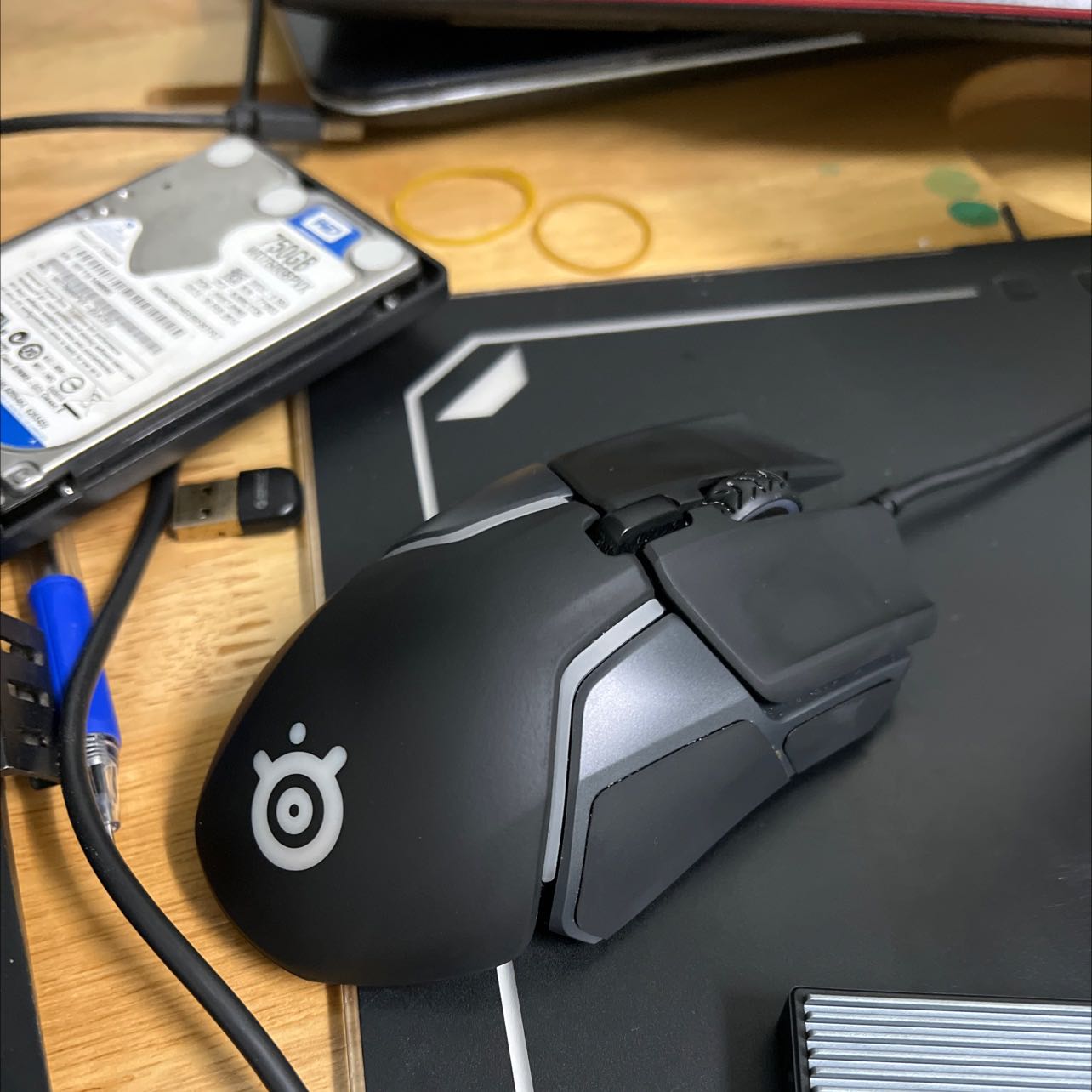 Chuột xài tạm ổn. Ổn trong tầm giá. Xài lâu sẽ có hiện tượng bị đúp chuột. Với giá này thì trãi nghiệm vậy cũng ổn rồi