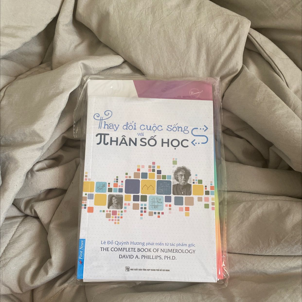 nhân viên dễ thương
đóng gói hàng kĩ lưỡng
đã từng mua phải sách giả nên quay lại chọn tiki
