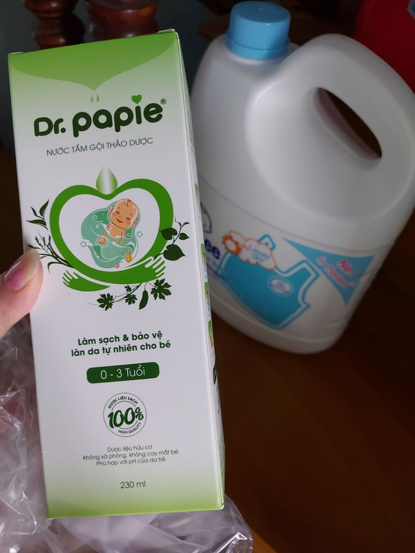 chưa sử dụng nên chưa biết nhưng mùi thơm dịu dành cho em bé, không bị nồng