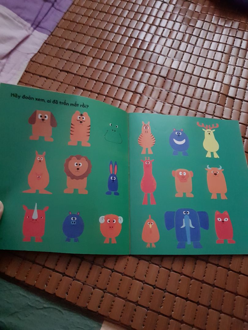 Sách nội dung thú vị. kích thích trí tò mò và ghi nhớ của bé. hình vẽ hơi cường điệu nên bé bị nhầm vài nhân vật. sale 10k siêu rẻ Sách nội dung thú vị. kích thích trí tò mò và ghi nhớ của bé. hình vẽ hơi cường điệu nên bé bị nhầm vài nhân vật. sale 10k siêu rẻ