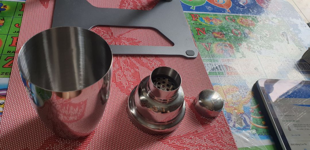 hàng giao nhanh. sản phẩm khá chắc chắn. chưa xài nên không biết như thế nào.