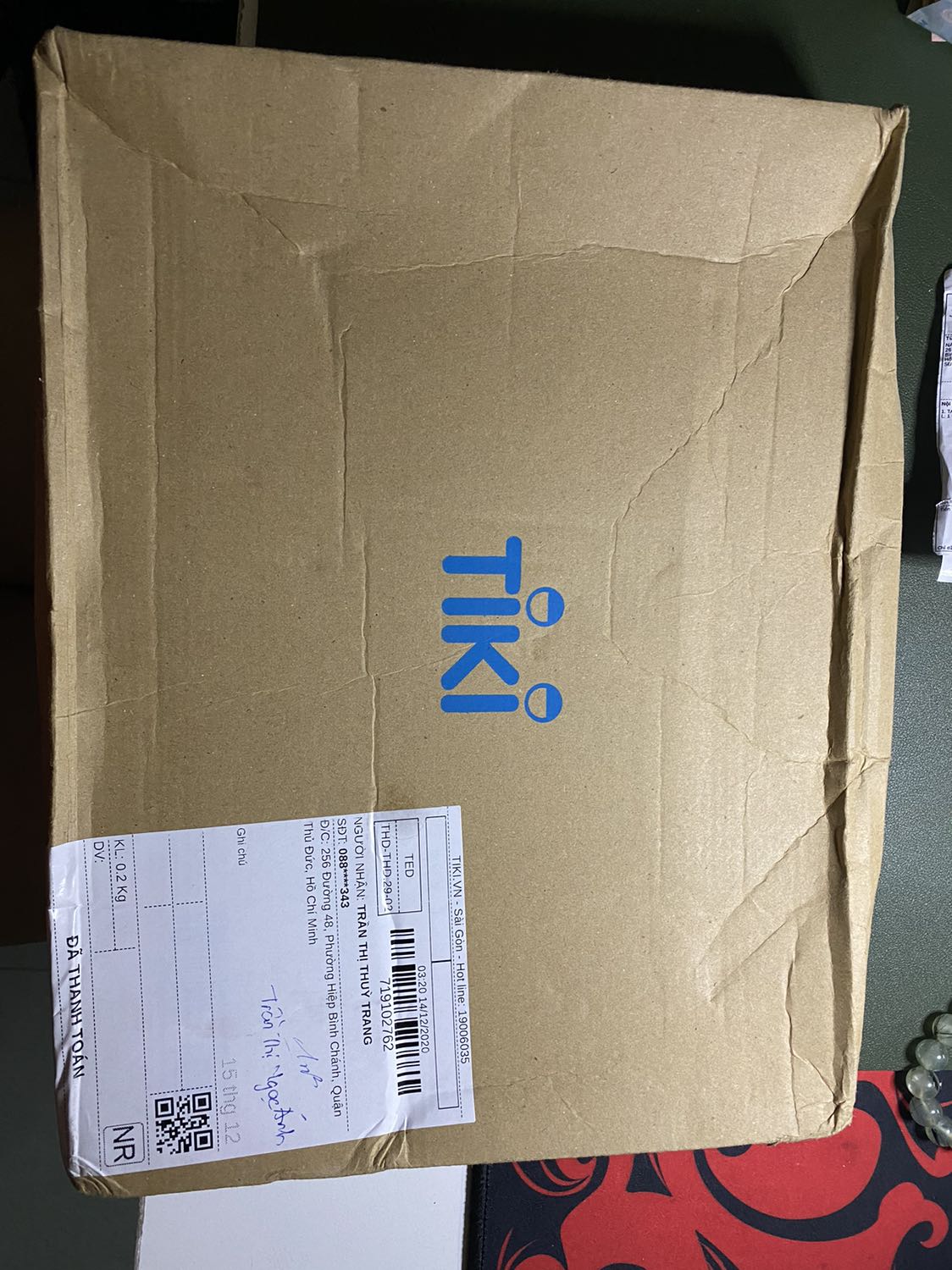 Đặt hàng đêm qua,chiều nay đã có rồi.Nội dung và bài tập thiên về chữ Hán nhiều ít dịch,giúp mng mày mò nhớ từ hơn,mã qr có bài tập nghe ok.Sách tốt giá tiền tốt.