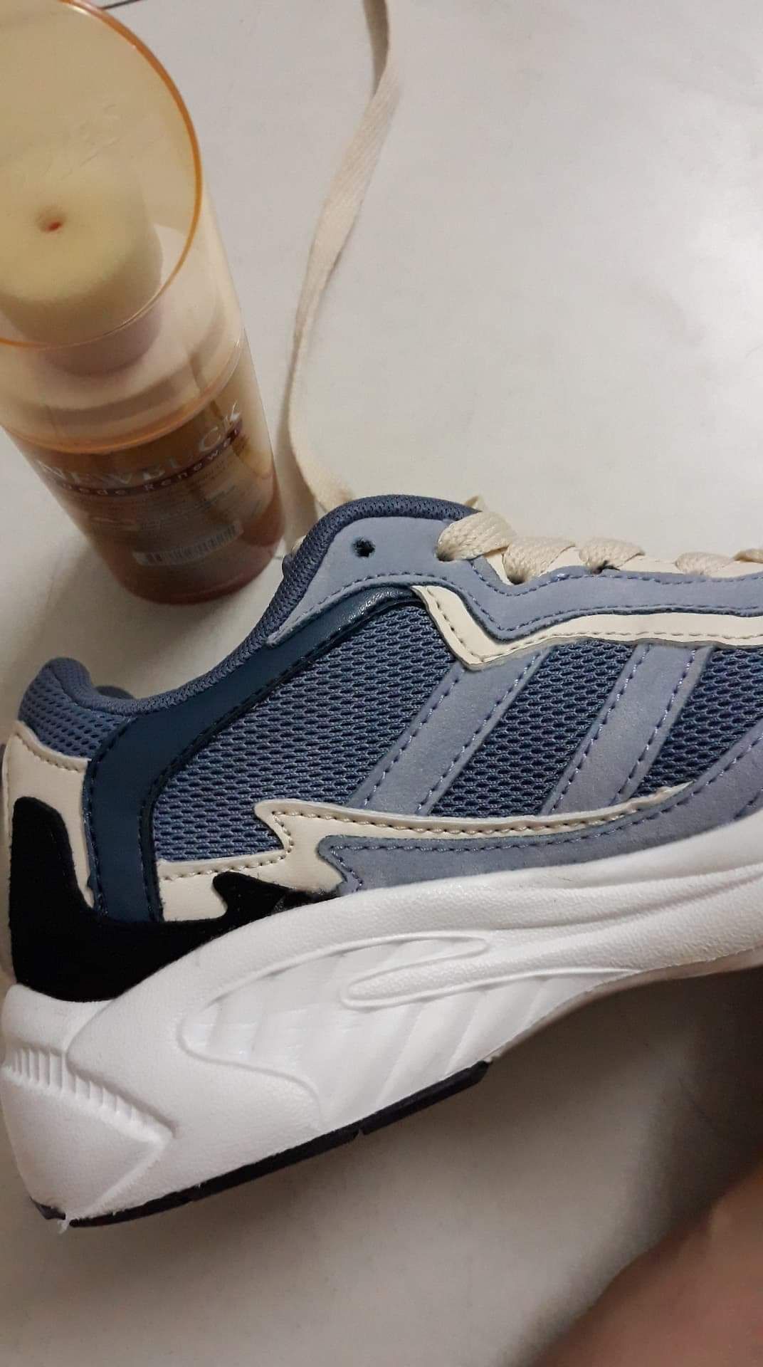 chỉ cần xịt, chà nhẹ và cảm nhận thành phẩm ???