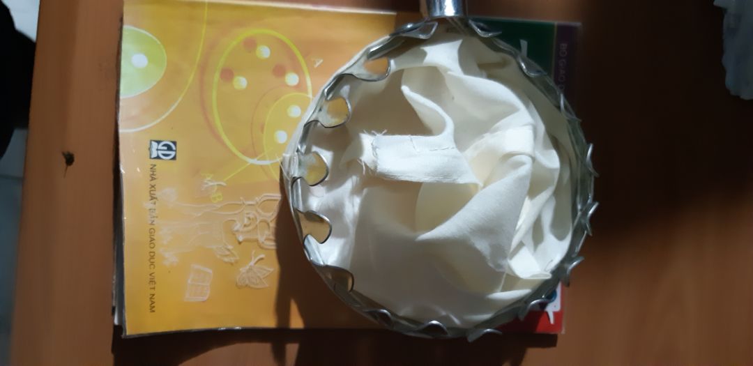 Sản phẩm khá nhỏ so với tưởng tượng.
Thông tin ghi : "Dụng cụ hái trái cây trên cao kèm túi vải". Mà chỉ nhận được có cái túi vải khá nhỏ, chắc bằng tờ giấy A5. Thật khá thất vọng. Quảng cáo gây hiểu lầm. Đề nghị Tiki làm việc lại với đơn vị bán hàng.