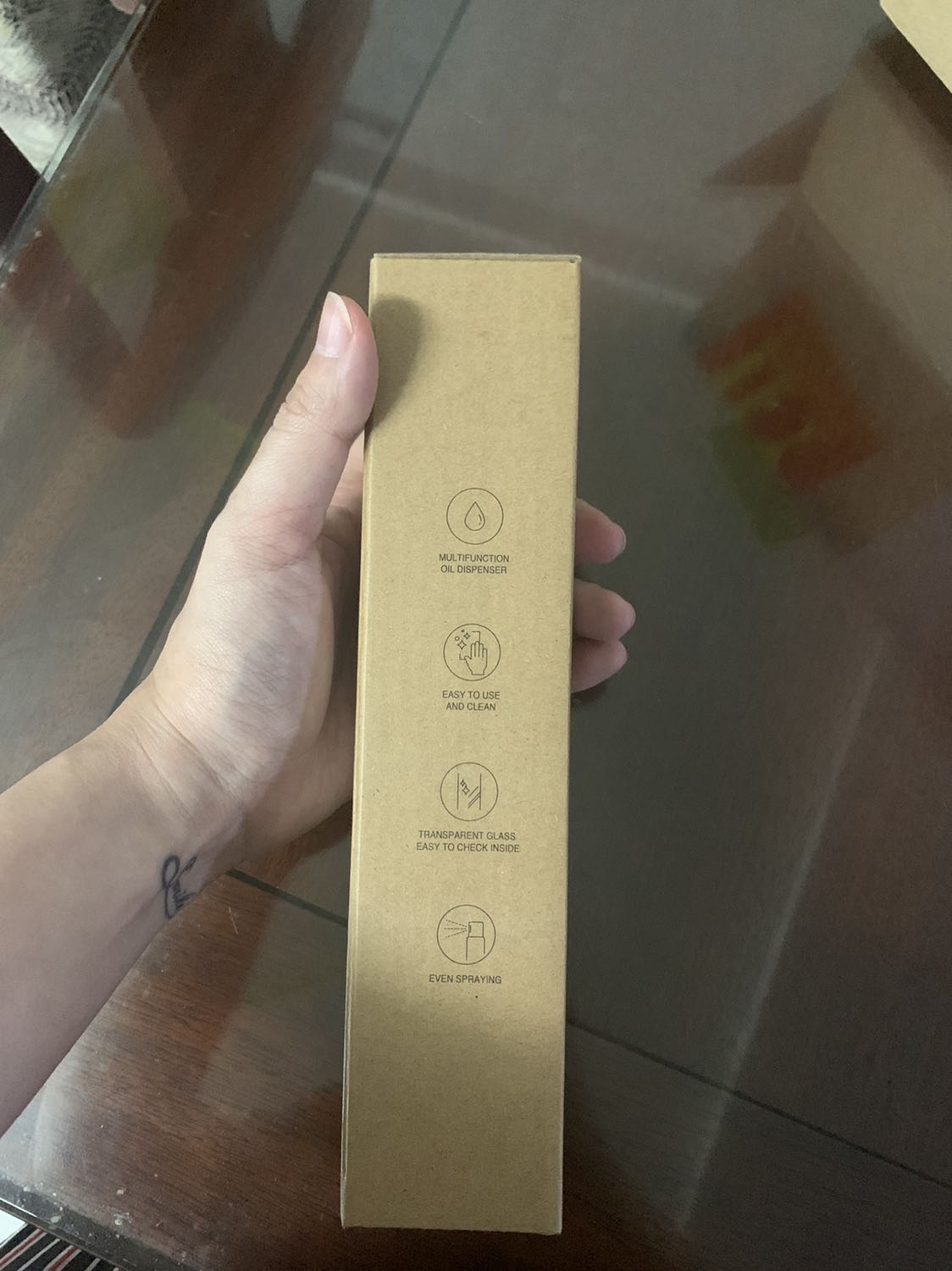 Sản phẩm tốt trong tầm giá, tôi hài lòng sau khi mua hàng. Giao hàng nhanh và đóng gói cẩn thận. Tôi chia sẻ thêm hình ảnh cho mọi người tham khảo khi mua hàng nhé. Tối sẽ mua lại lần nữa của shop nếu cần thêm.