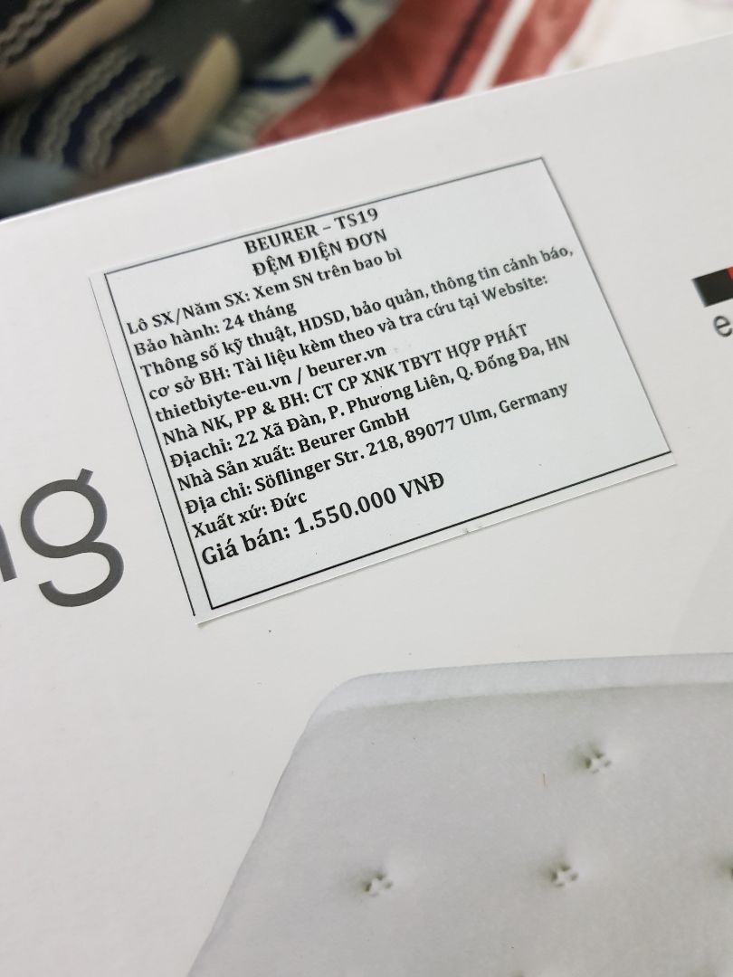 Tiki giao nhanh, được giảm giá 150k ngày 12/12, vận chuyển mất 3 ngày từ HN. 
Sản phẩm có thể kích hoạt bảo hành qua tn. *** thử ở mức 3 sau gần 10p là nệm ấm rồi. Nệm đẹp, HDSD cụ thể. 5 sao