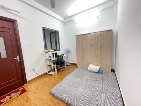 Cảm ơn shop, hàng đẹp và mình hài lòng, người giao cũng rất nhiệt tình tư vấn. Cảm ơn!