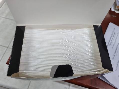 Mỗi cái đóng gói riêng nên tiện lợi, tuy nhiên khẩu trang 4 lớp nhưng hơi mỏng.