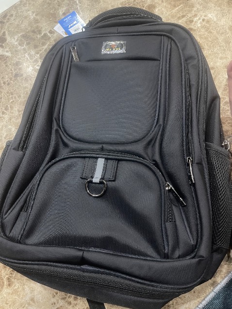 balo mr vui thì đó thì độ bền khỏi bàn. balo này hơi to nhưng chống sốc tốt, mang êm. Vải chống thấm nước.