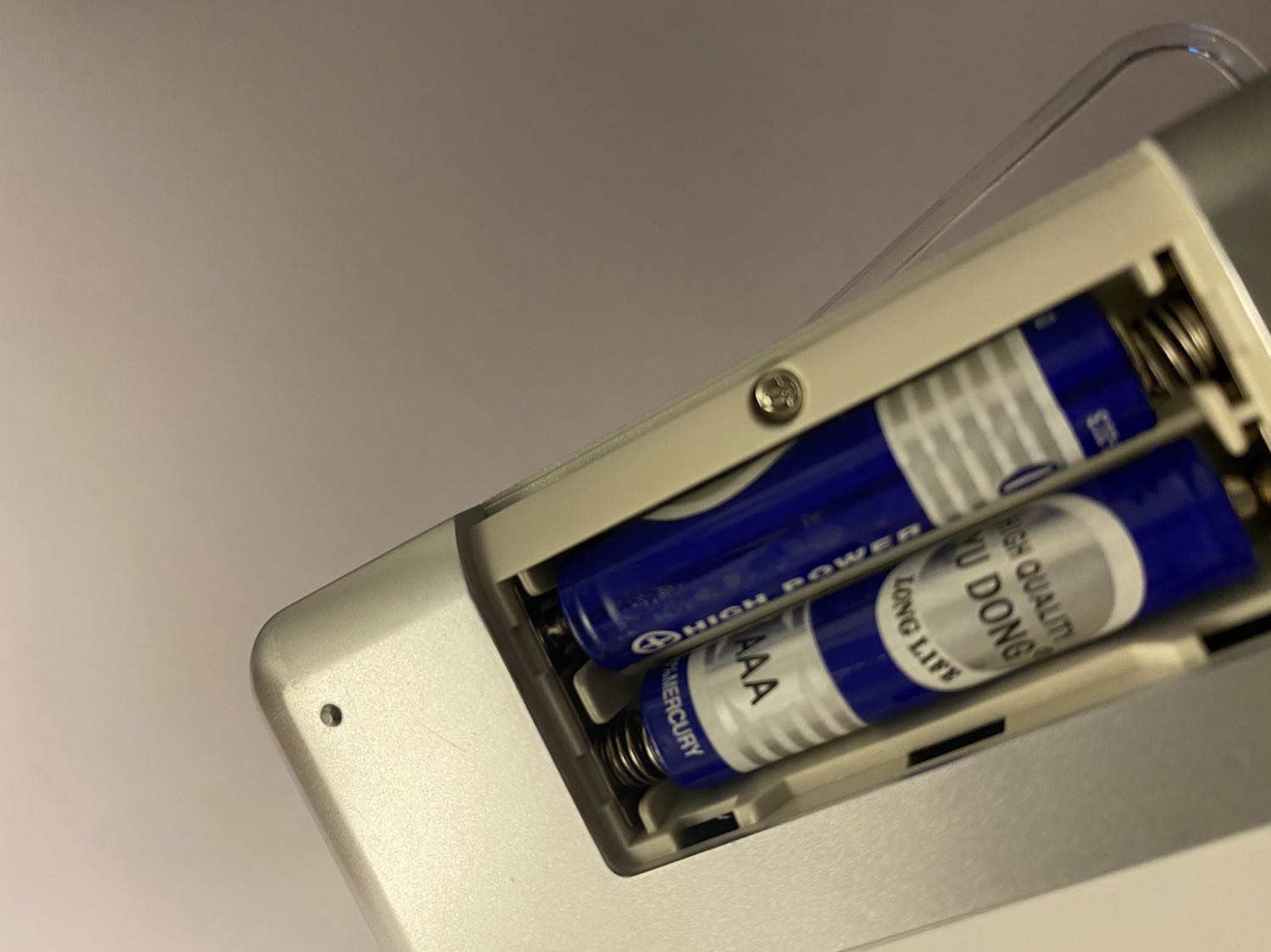 Cân đẹp, màn hình rõ nét, chất liệu xịn, có tặng kèm 2 đĩa cân và pin. Cân chuẩn và nhạy hơn nhiều so với các loại trước mình từng dùng, làm bánh và nấu ăn dùng đều tiện. Mọi người nên dùng nhé Cân đẹp, màn hình rõ nét, chất liệu xịn, có tặng kèm 2 đĩa cân và pin. Cân chuẩn và nhạy hơn nhiều so với các loại trước mình từng dùng, làm bánh và nấu ăn dùng đều tiện. Mọi người nên dùng nhé