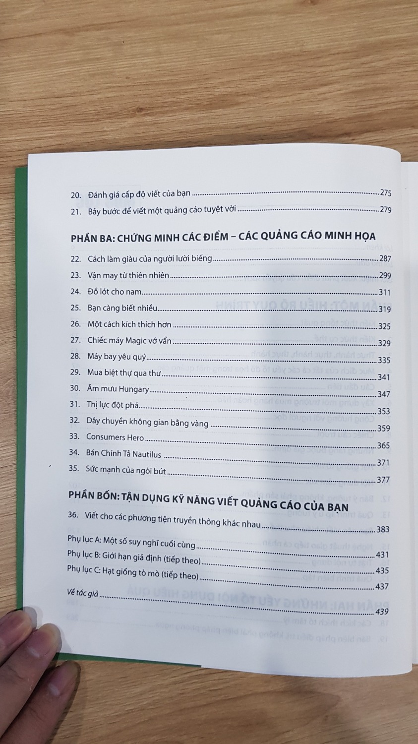 Cuốn sách mà Copywriter nào cũng phải đọc. Nội dung sách rất hay, lối viết cuốn hút.
