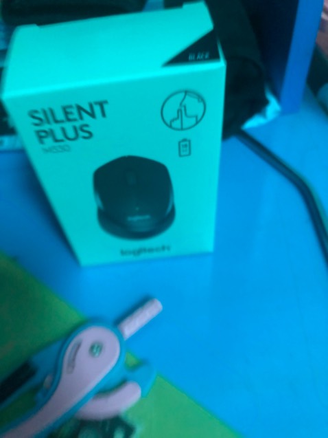 Chuột mượt nhạy bấm êm ko có tiếng như quảng cáo sản  phẩm giao nhanh đóng gói kĩ càng ko co gì để bàn cãi Chuột mượt nhạy bấm êm ko có tiếng như quảng cáo sản  phẩm giao nhanh đóng gói kĩ càng ko co gì để bàn cãi