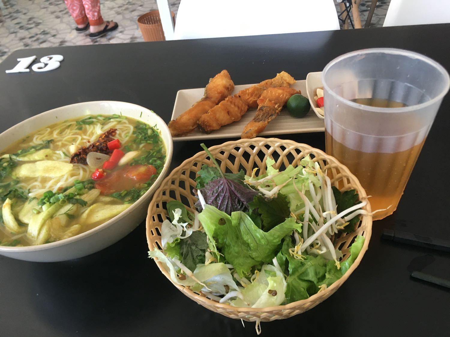 Cũng bình thg. Hok ngon lắm. Soup hơi ngọt. Nhg vì mùi vị khác biệt nên cũng cho 4*