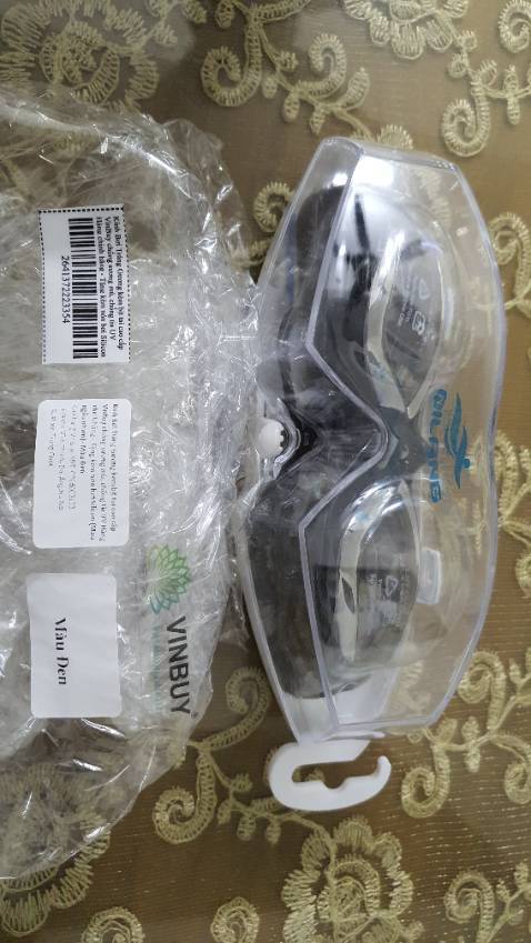 Hàng quảng cáo xuất xứ Việt Nam nhưng hàng nhận được lại là Trung Quốc. Trên bao bì có ghi tặng kèm mũ nhưng giao hàng không có.