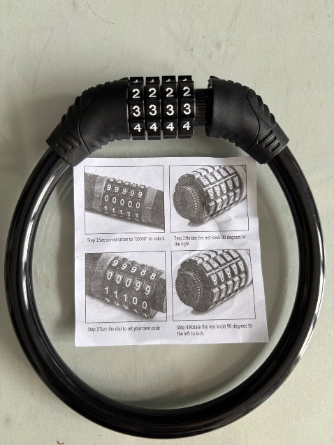 Khoá nhỏ gọn, sử dụng tốt.