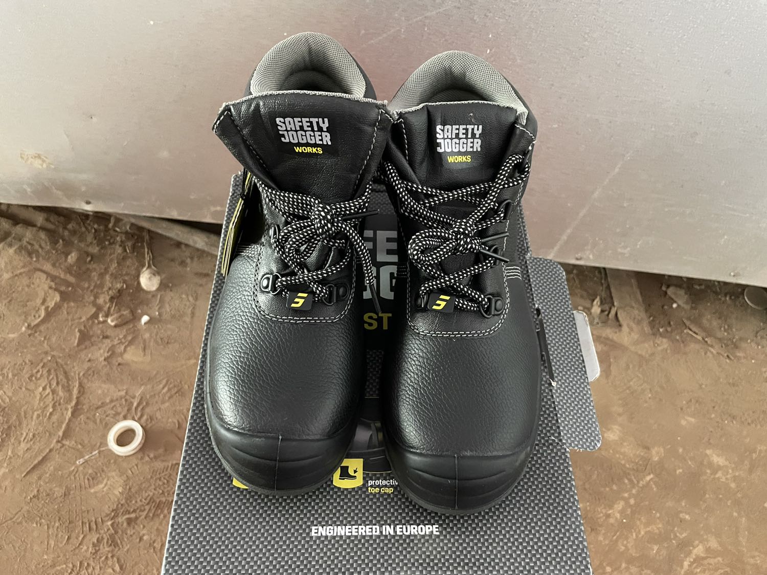 Nhìn chung thì khá ok