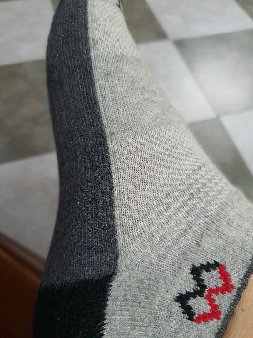 Rất hài lòng với sản phẩm Combo 5 Đôi Tất Vớ Nam Thể Thao Cổ Dài Mix Màu Thương Hiệu MRM FASHION. Ấm áp mùa đông 🎉👍👍👍