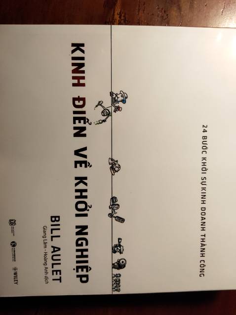 Sách đẹp tái bản 2022. Tiki giao hàng siêu nhanh đóng gói bằng hộp giấy lịch sự đẹp mắt. 

Nội dung sách hay, đề mục rõ ràng, sách in màu sắt nét.
Dịch vụ tiki rất hài lòng