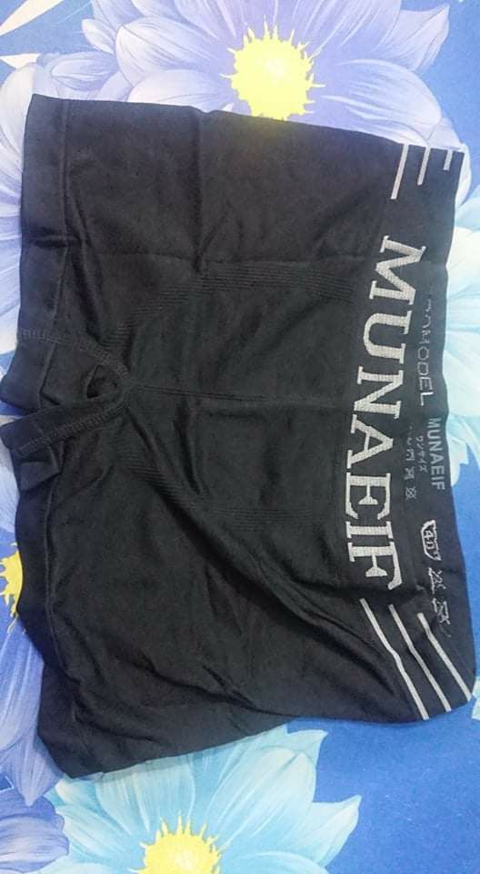 mua đc giảm giá nói chung rẻ nên ko yêu cầu nhìu chỉ cần đúng mẫu đủ mẫu là đc. gần tết giao hàng hơi lâu. hàng y hình, mặc thì chưa biết sao nữa