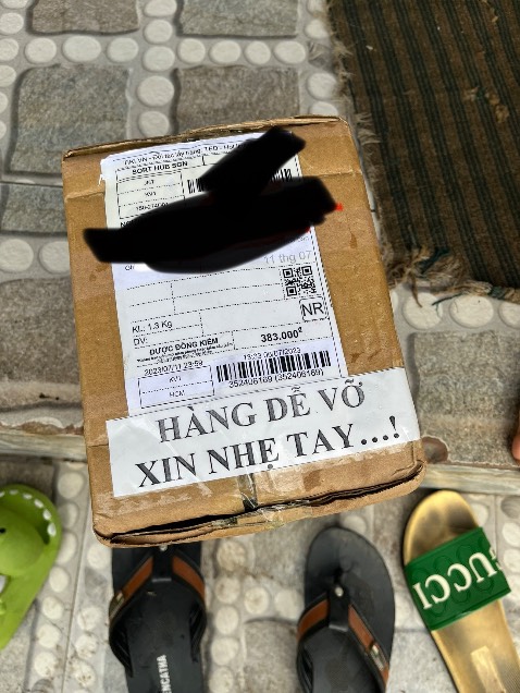 Shipper k vấn đề!vần đề nhà bán hàng bán lấy mã của hộp sữa