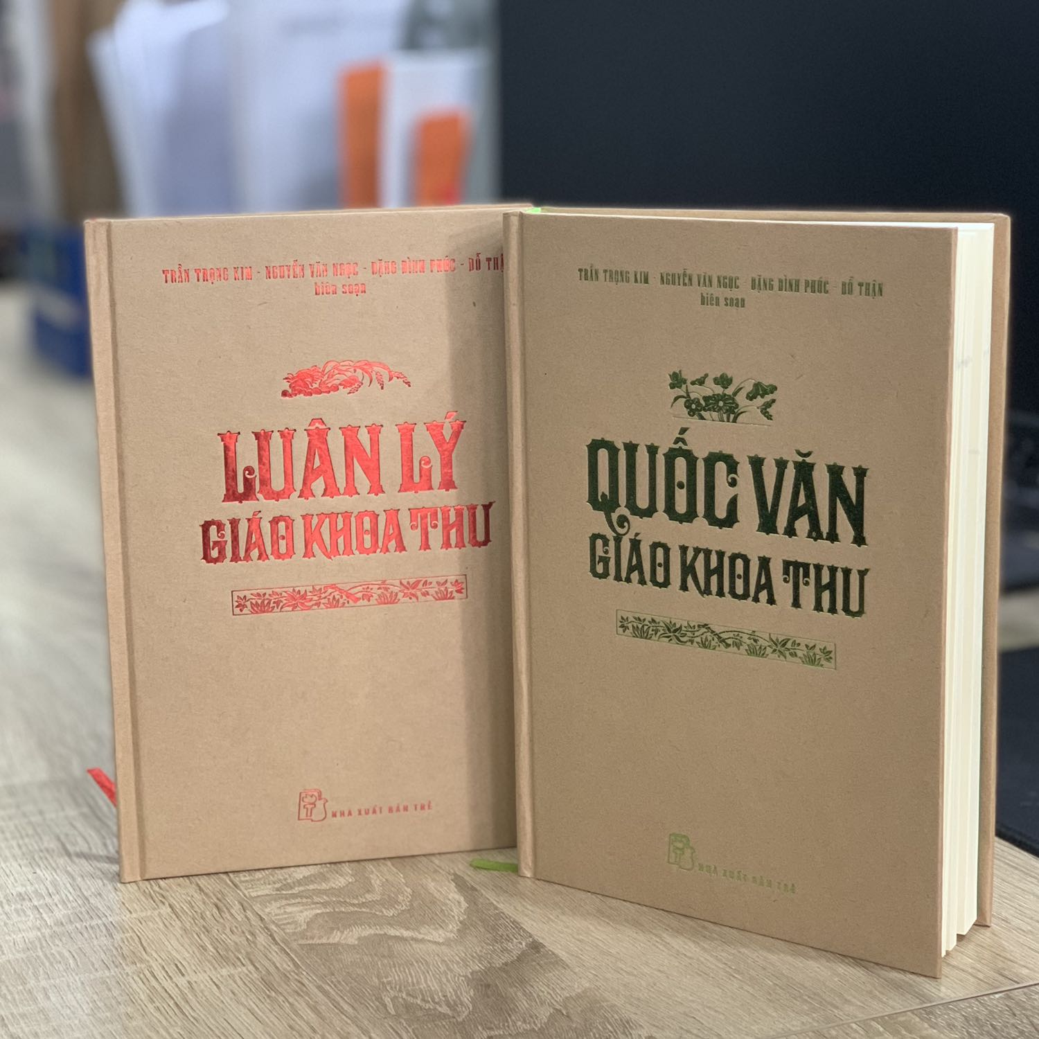 Giấy đẹp. Bìa đẹp. Câu chuyện ngắn, dễ hiểu. Phù hợp với cả trẻ em.