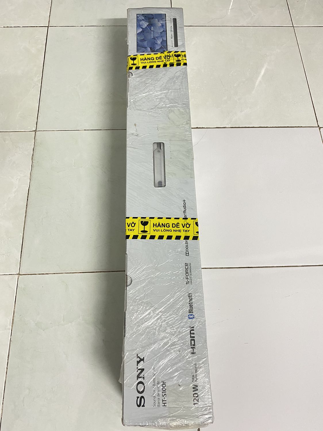 Hàng giao nhanh, đóng gói chắc chắn, đầy đủ phụ kiện đi kèm. Hàng giao nhanh, đóng gói chắc chắn, đầy đủ phụ kiện đi kèm.