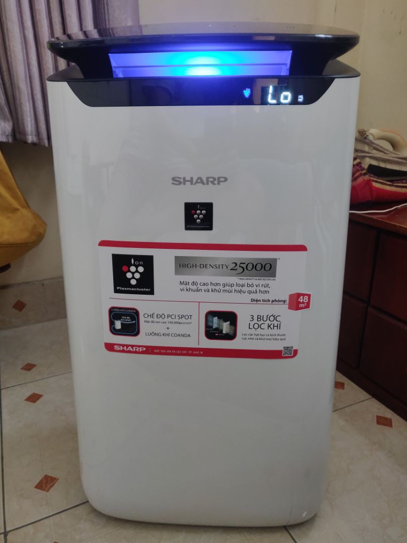 giao hàng đúng hẹn. Sp SX từ năm ngoái (06/2020). khi liên hệ để kích hoạt bảo hành thì hãng bảo chỉ còn 6 tháng hết hạn (06/2022). Đã gửi yc hỗ trợ đến Tiki, mong đc phản hồi sớm thì sẽ đánh giá lại. giao hàng đúng hẹn. Sp SX từ năm ngoái (06/2020). khi liên hệ để kích hoạt bảo hành thì hãng bảo chỉ còn 6 tháng hết hạn (06/2022). Đã gửi yc hỗ trợ đến Tiki, mong đc phản hồi sớm thì sẽ đánh giá lại.