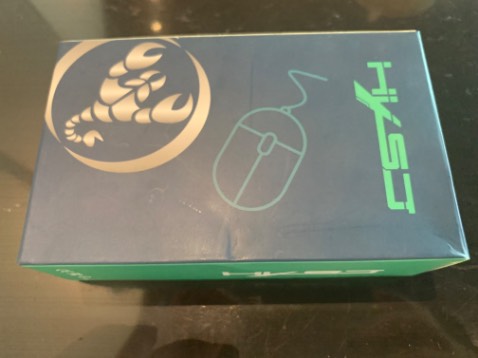 Shipper lịch sự, giao hàng nhanh. Mẫu mã ổn, chuột nhạy, có phiếu bảo hành.