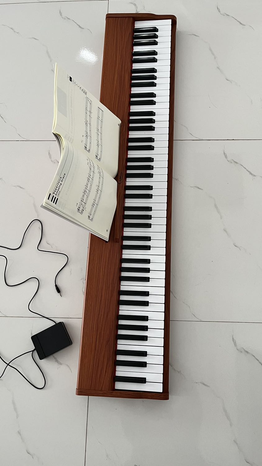 Chất lượng vượt mong đợi của mình so với số tiền bỏ ra, từ chất liệu, độ hoàn thiện cho đến chất lượng âm thanh.