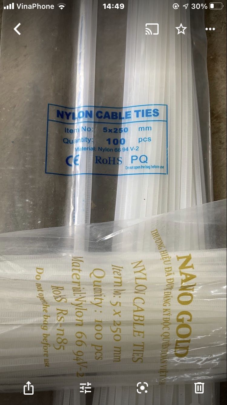 Đặt day 30 cm thì giao 25cm lại 2 loại. Shop này tôi không hài lòng.