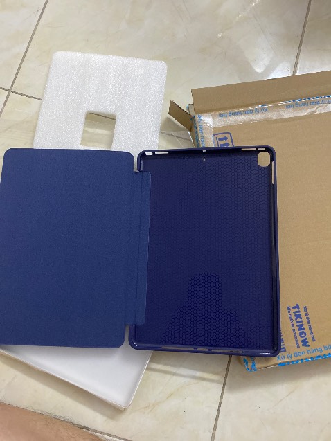 Hàng lá lúa. Không phải Hong Kong mà là Trung Quốc.
Hàng giao nhanh chóng, đóng gói cẩn thận.