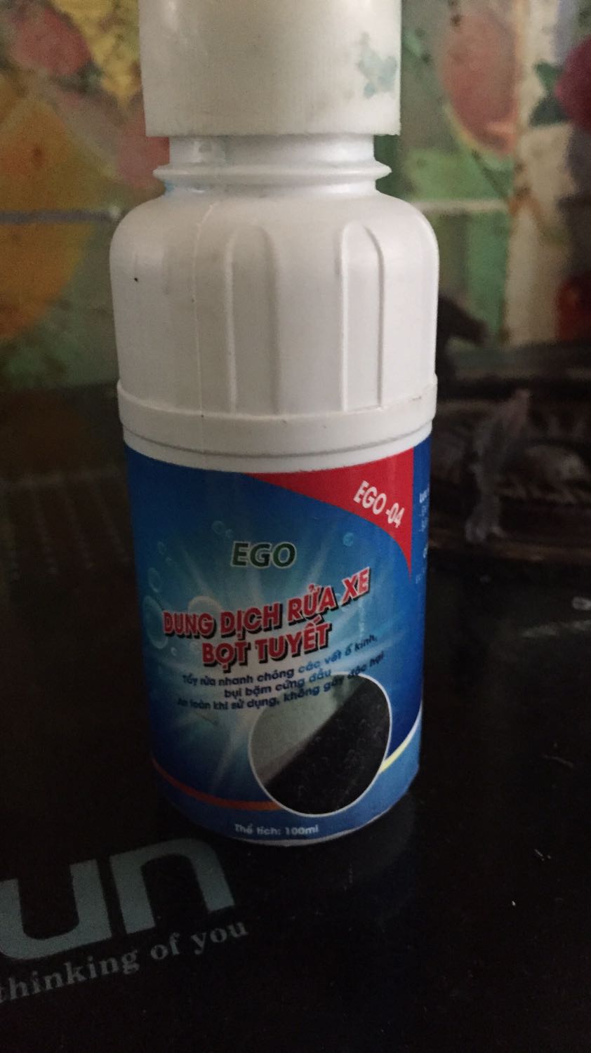 Sao ko đúng hình qc thế Shop  cho vào lọ khác nên tung toé ra ngoài  . Thất vọng 1*