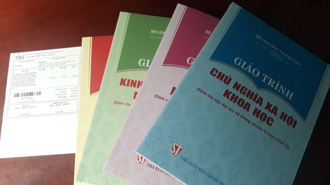 sách giao nhanh, đóng gói cẩn thận.