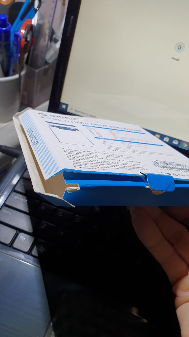 Shop giao sản phẩm mà cái hộp rách nhàu. Mã code trên hộp thì đúng của Orico, mã trên sản phẩm thì không phải. Mua hàng ngày 8/8/2020 mà tem thì ghi ngày 6/6 không thấy năm. Mình hay mua hàng Tiki chỉ được cái bán sách là tốt! Nản! Shop giao sản phẩm mà cái hộp rách nhàu. Mã code trên hộp thì đúng của Orico, mã trên sản phẩm thì không phải. Mua hàng ngày 8/8/2020 mà tem thì ghi ngày 6/6 không thấy năm. Mình hay mua hàng Tiki chỉ được cái bán sách là tốt! Nản!