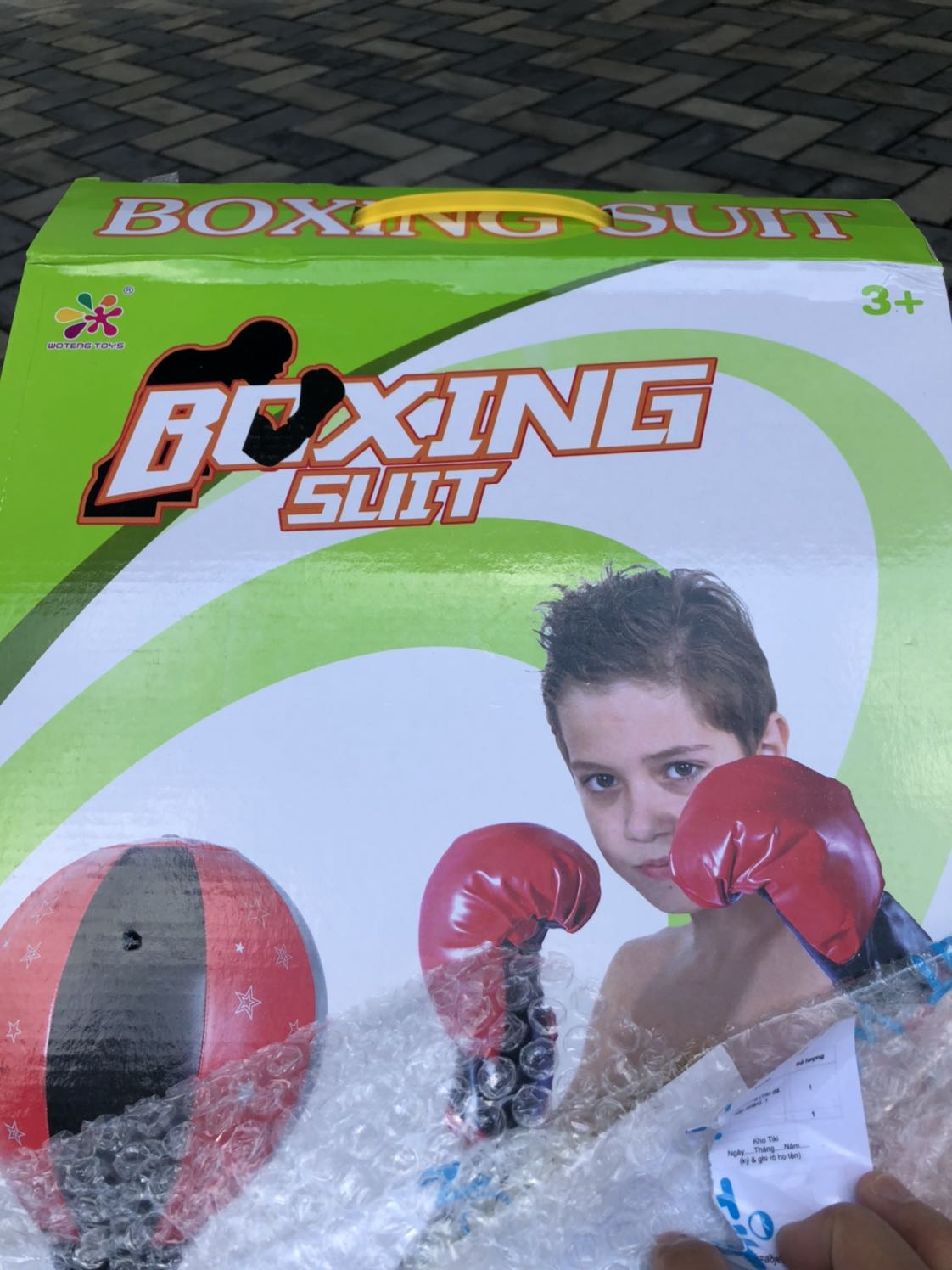 Giao hàng không đúng như mô tả, giao 2 lần vẫn ko đúng. Nên trả lại luôn. Mong Shop đăng bán cẩn thận hơn.