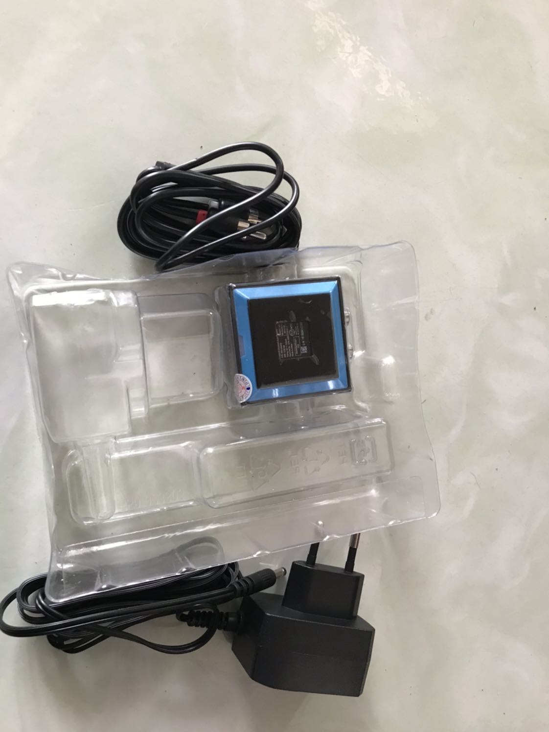 Không biết có phải chính hãng không vậy , không mã QR kiểm tra sách hướng dẫn chỉ tiếng Trung Quốc không kèm theo tiếng việt,