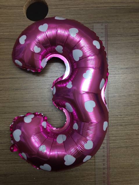 Kích thước sản phẩm không đúng mô tả.
Kích cỡ 32 inch = khoảng 81cm, thực tế khi nhận bóng, bơm căng, chỉ khoảng 35 cm