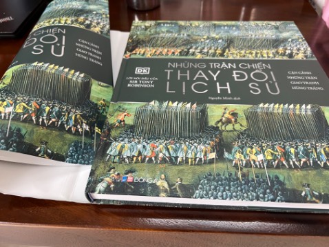 Làm book care quá tệ
Hãy làm book care như cuốn bên dưới để khi mở sách còn biết đâu là mặt trái mặt phải 
Trải nghiệm book care của happy life quá tệ Làm book care quá tệ
Hãy làm book care như cuốn bên dưới để khi mở sách còn biết đâu là mặt trái mặt phải 
Trải nghiệm book care của happy life quá tệ