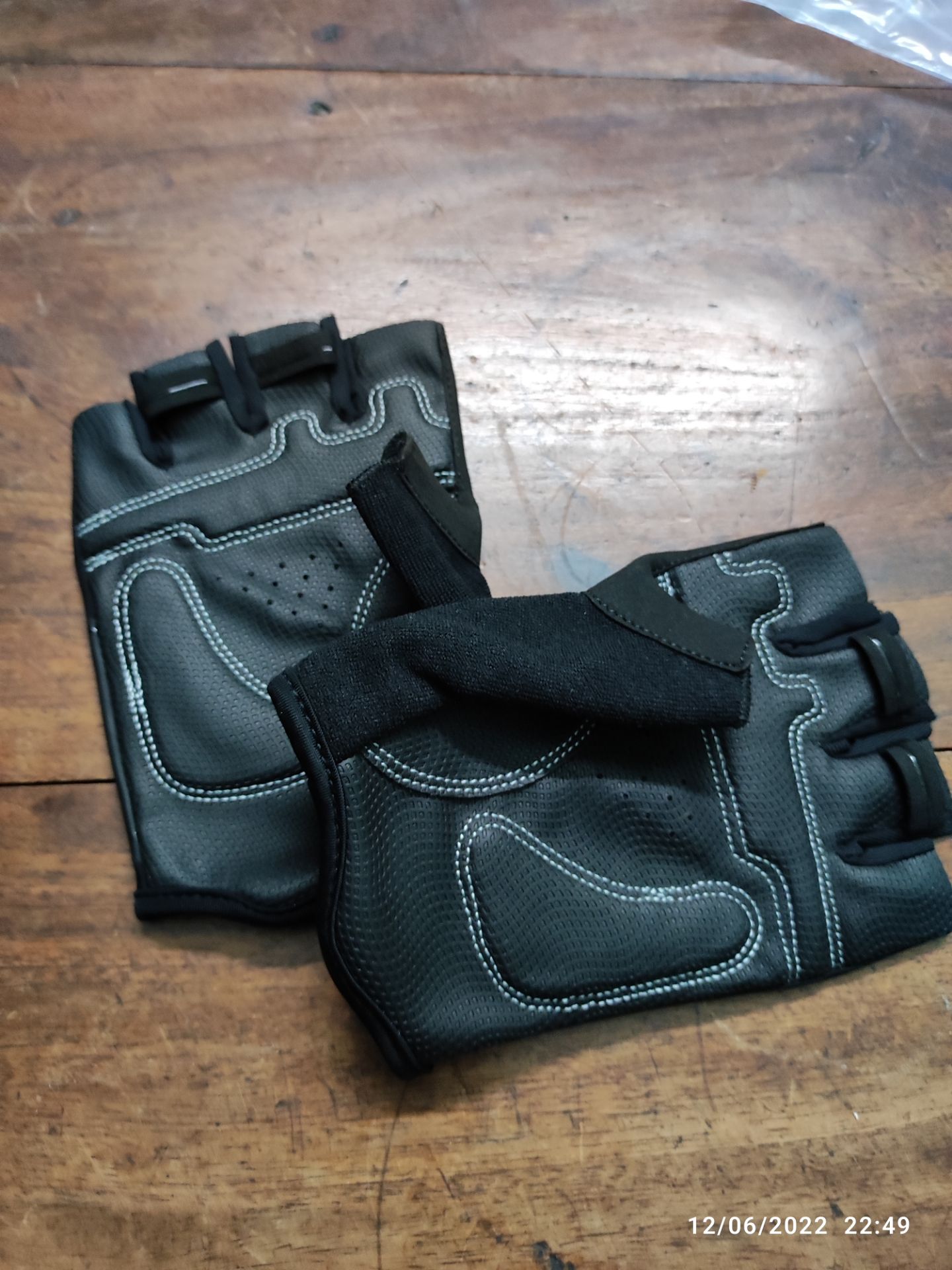 chưa xài nên chưa biết độ bền, nói chung giá hợp lý